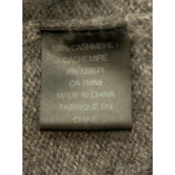 SKULL CASHMERE Women’s 100% Cashmere Skull Graphic Pullover Sweater V-Neck Med - Picture 5 of 5